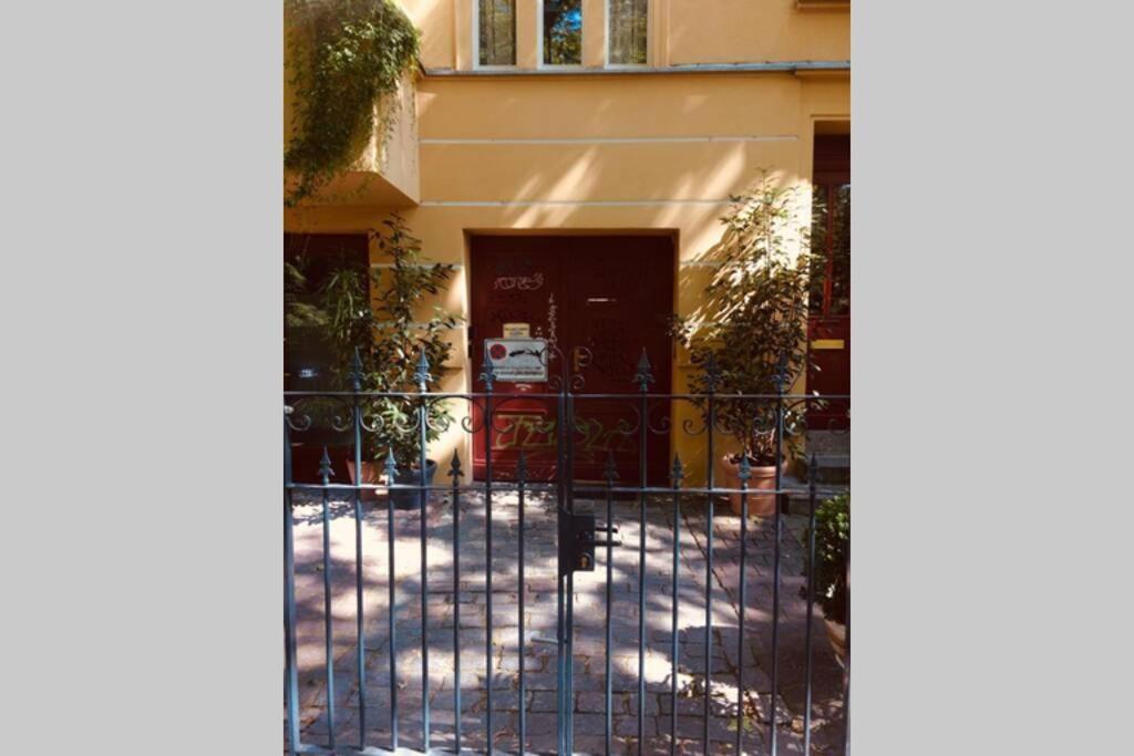 Apartamento Beautiful Backyard Remise Berlín Exterior foto